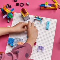 LEGO® Classic 11026 Biela podložka na stavanie (2)